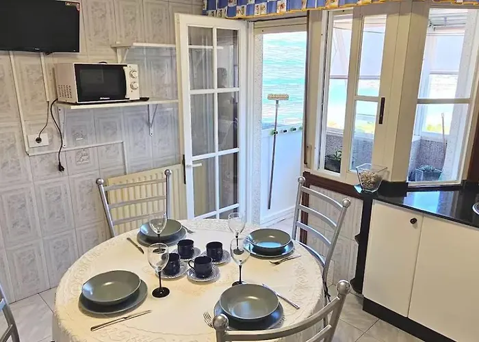 A Pie De Playa * Aldán